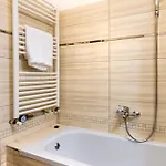 Location, Quiet, Stylish Apartman Budapest
