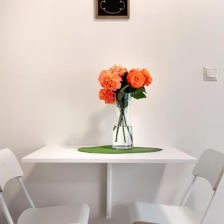Location, Quiet, Stylish