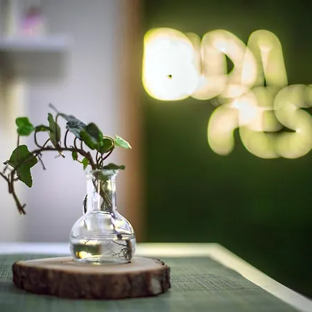Location, Quiet, Stylish Apartament *