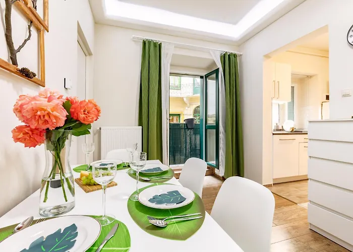 Location, Quiet, Stylish Apartmán Budapešť