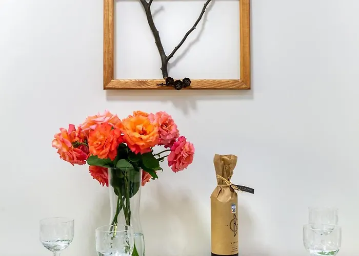 Location, Quiet, Stylish Appartement *