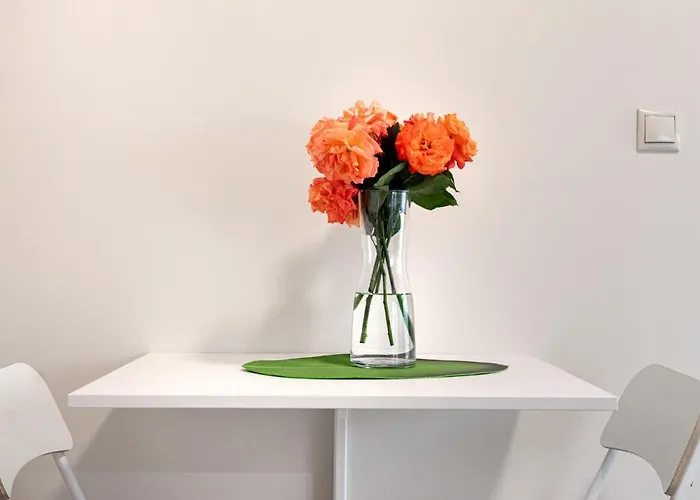 Location, Quiet, Stylish