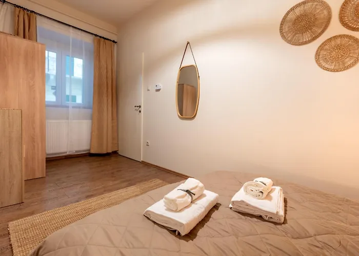 Apartment Location, Quiet, Stylish